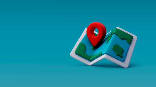 A imagem é uma ilustração com fundo azul-claro. Entre o centro e a lateral direita da imagem há um mapa 3D retangular com bordas cinzas. O mapa possui trechos em azul e em verde, além de uma seta vermelha indicativa de localização.